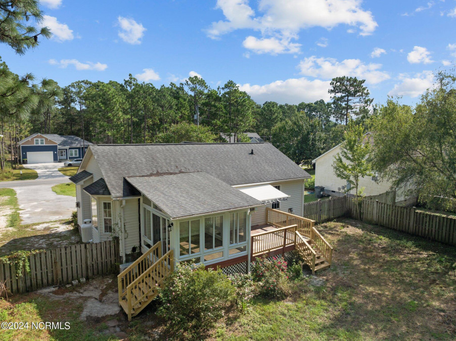 291 Pine Lake Rd Southport, NC 28461