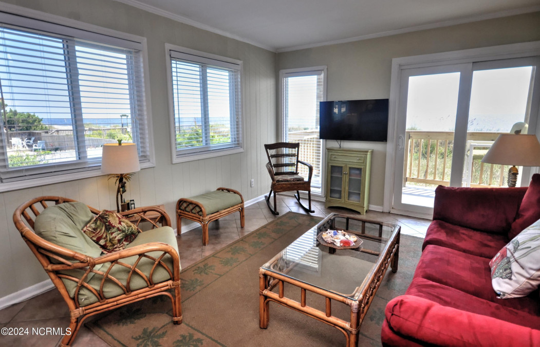 277 First St Ocean Isle Beach, NC 28469