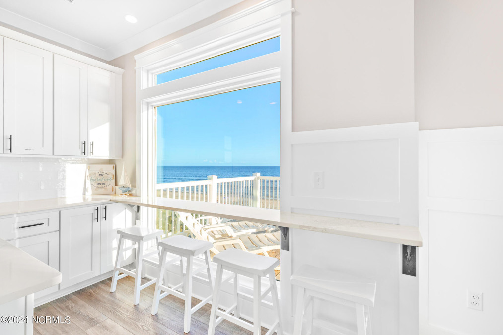 5223 Beach Dr Oak Island, NC 28465