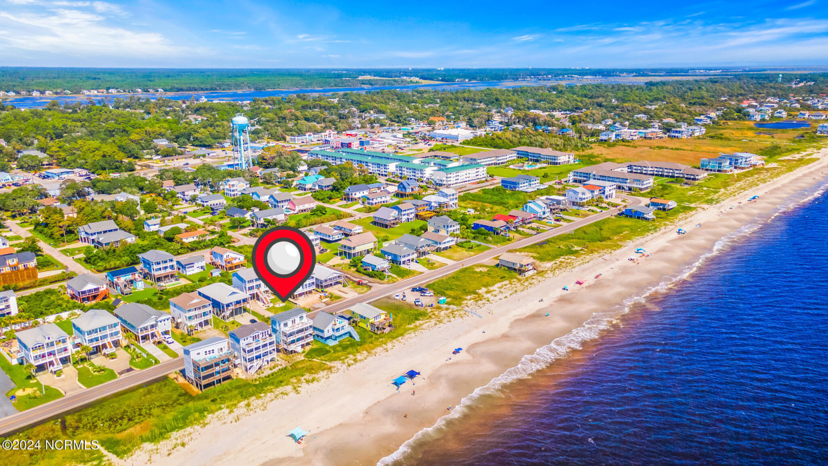 5223 Beach Dr Oak Island, NC 28465