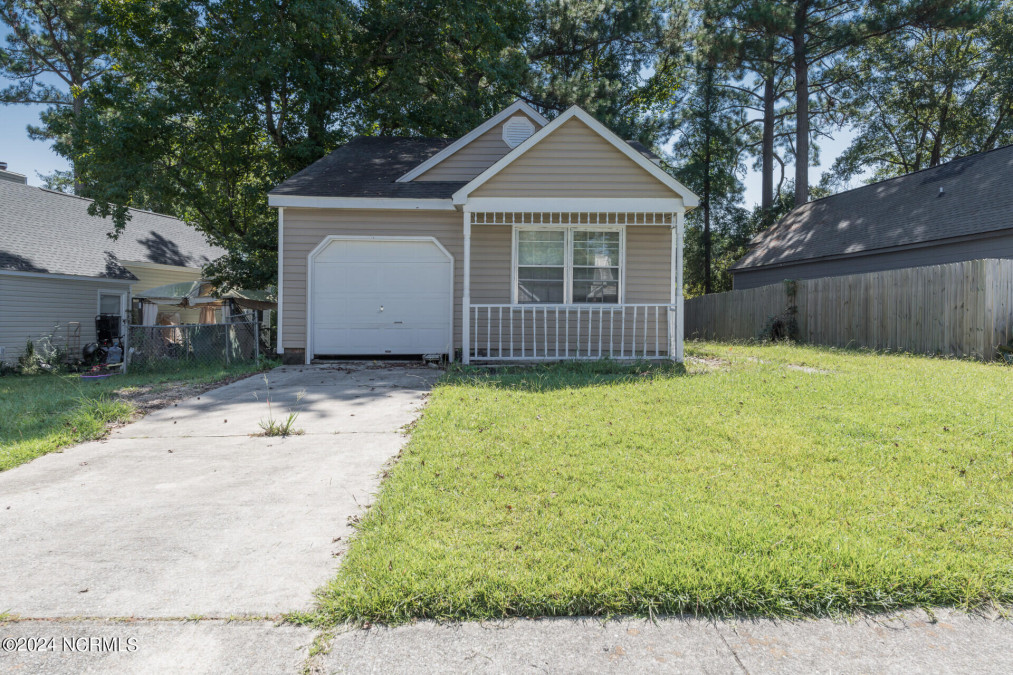 115 Mulberry Ln Jacksonville, NC 28546