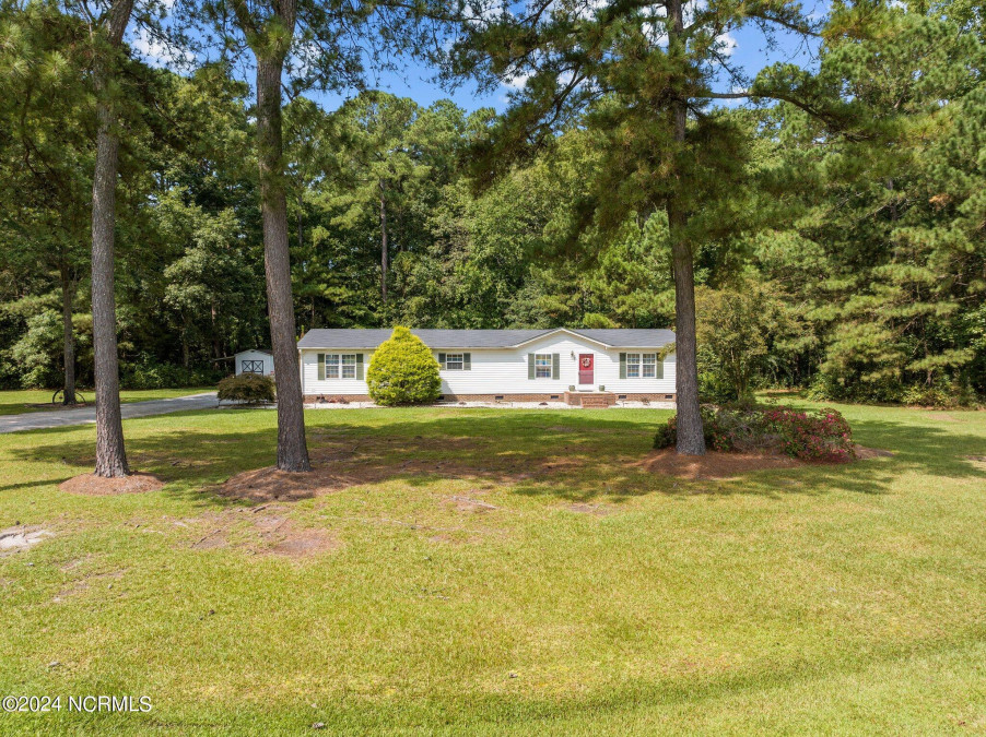 3110 Red Maple Ct Winterville, NC 28590