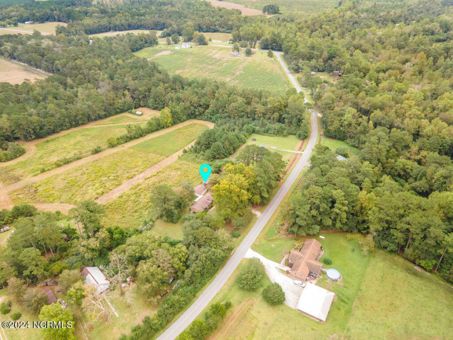 317 Futrell Loop Rd Richlands, NC 28574