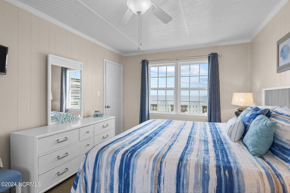 5213 Ocean Dr Emerald Isle, NC 28594