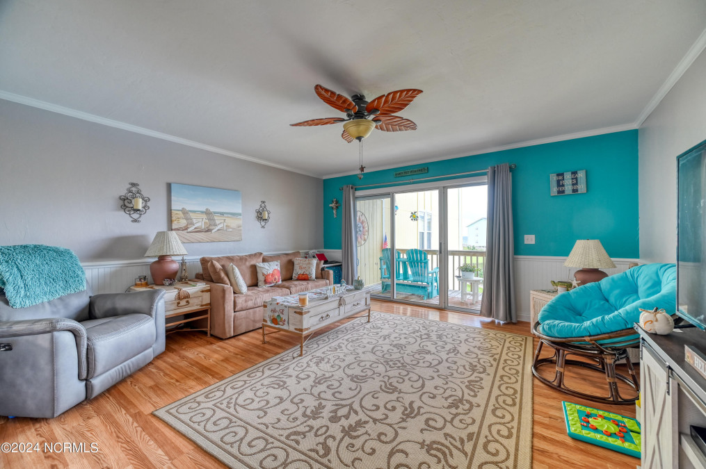 918 New River Dr Surf City, NC 28445