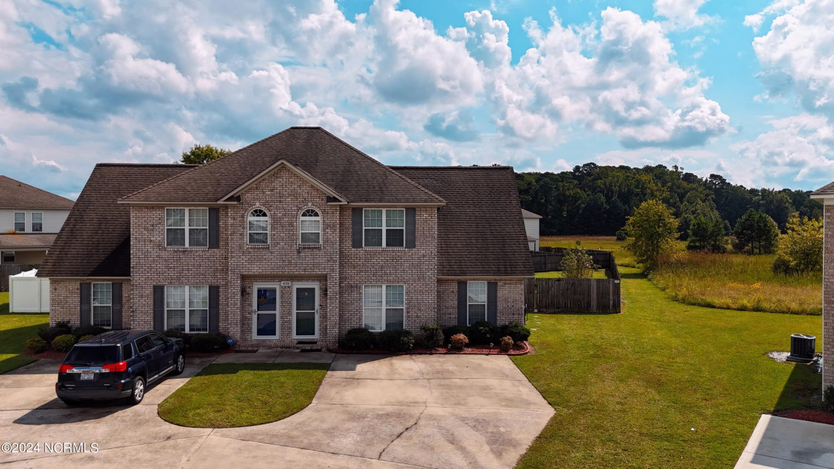 4029 Lucerne Ct Winterville, NC 28590