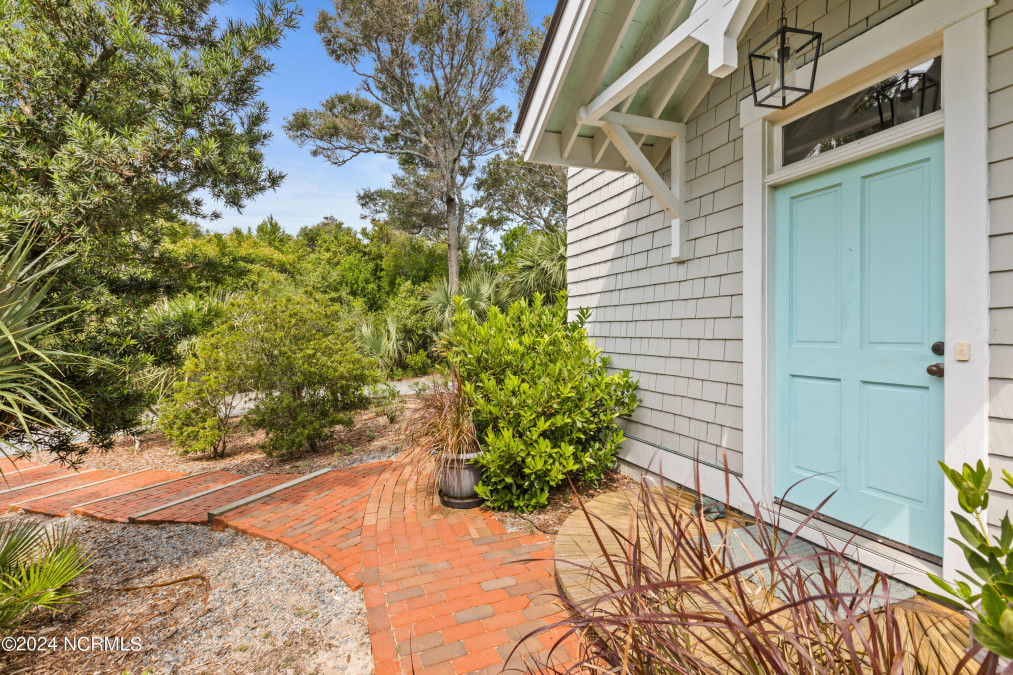 1 Dogwood Ridge Rd Bald Head Island, NC 28461