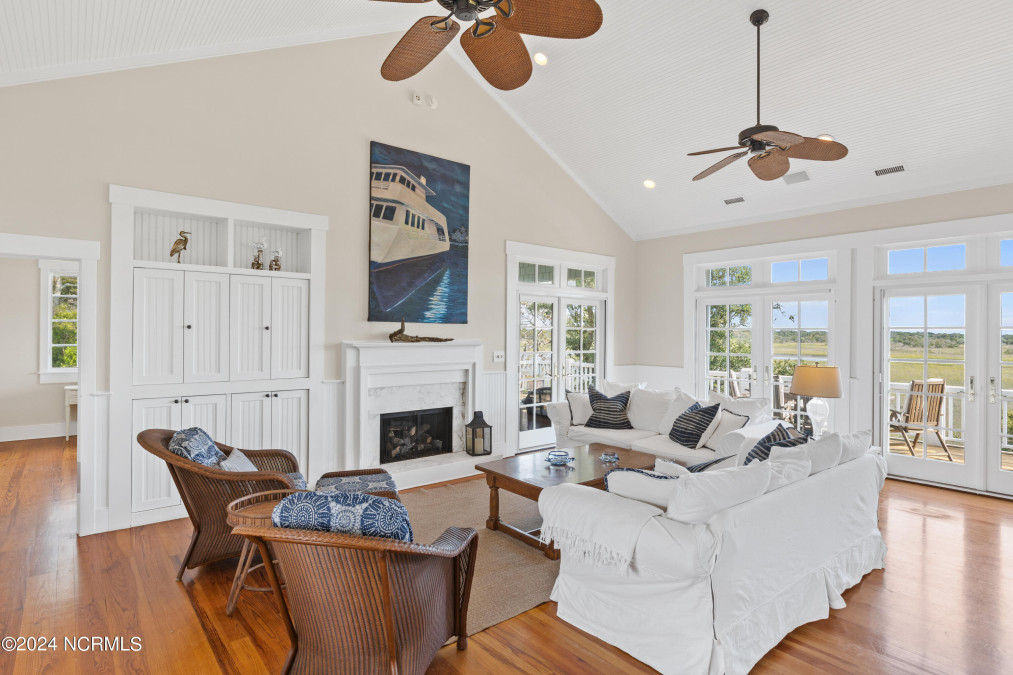 1 Dogwood Ridge Rd Bald Head Island, NC 28461