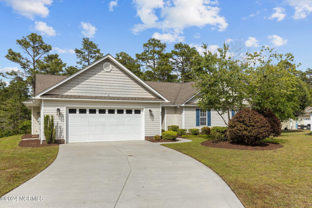 313 Star Hill Dr Cape Carteret, NC 28584