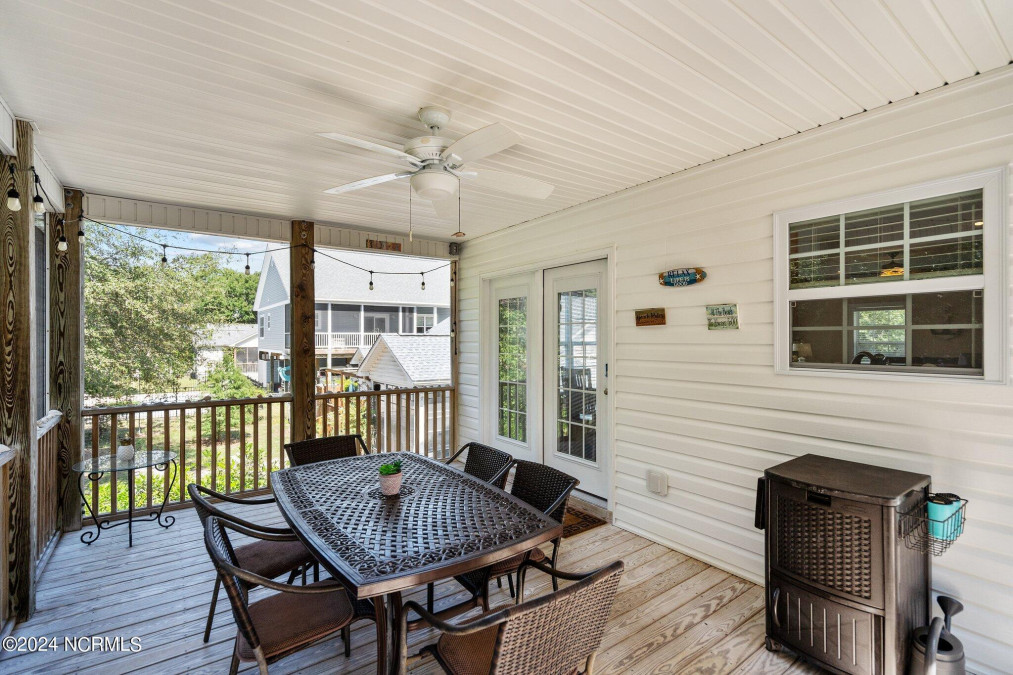 211 41st St Oak Island, NC 28465