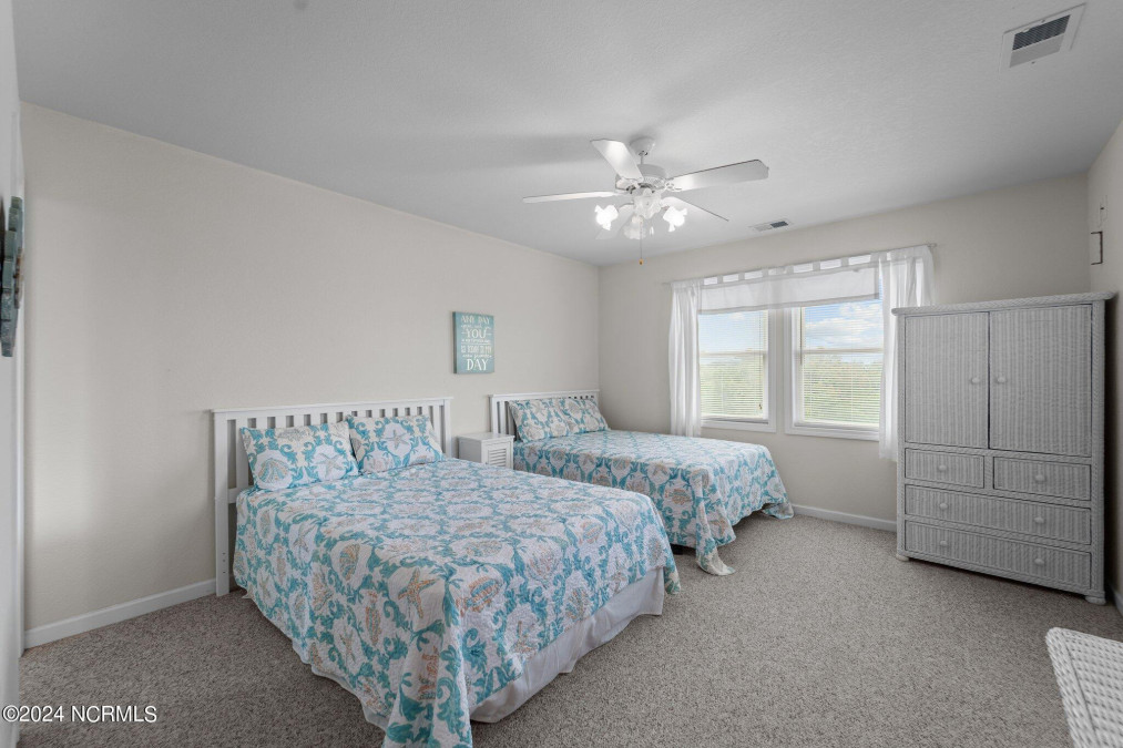 121 Danube St Nags Head, NC 27959