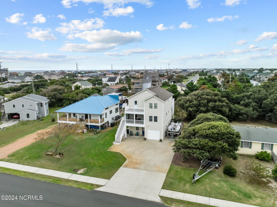 121 Danube St Nags Head, NC 27959