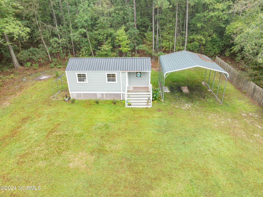 352 Duck Creek Rd Washington, NC 27889