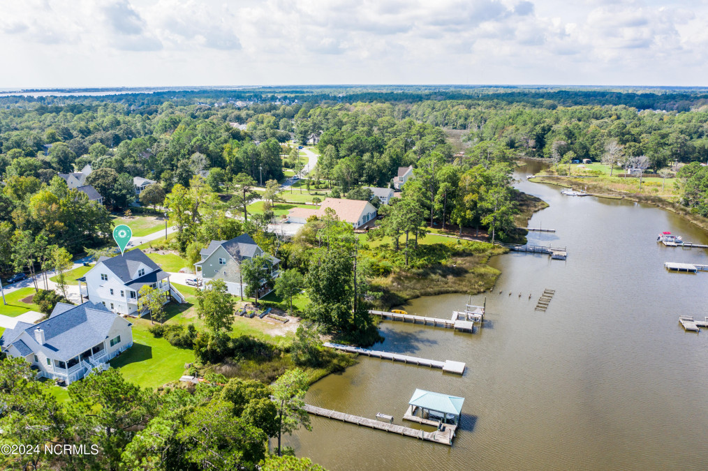 361 Chadwick Shores Dr Sneads Ferry, NC 28460