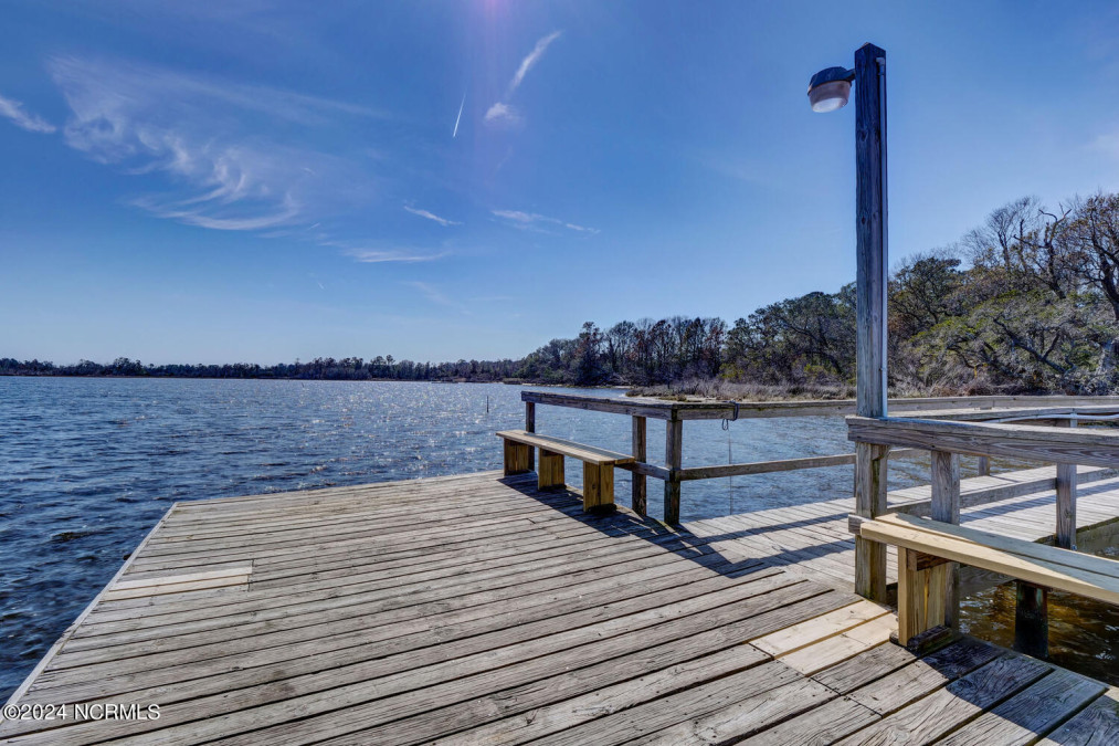 361 Chadwick Shores Dr Sneads Ferry, NC 28460