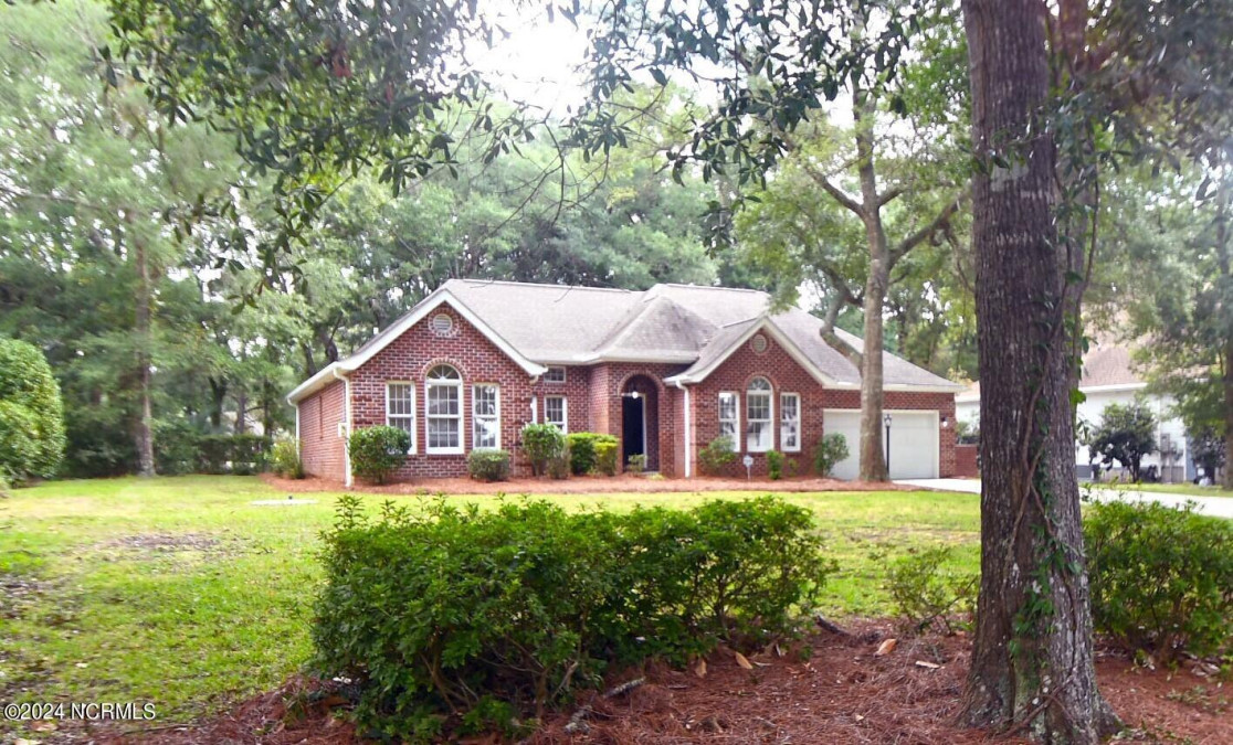 418 Lake Shore Dr Sunset Beach, NC 28468