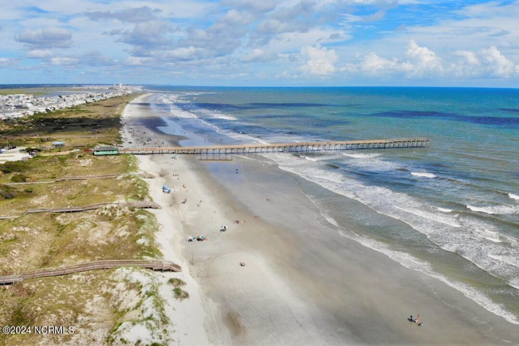 431 36th St Sunset Beach, NC 28468