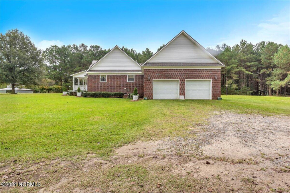 1152 Arn Ward Rd Whiteville, NC 28472