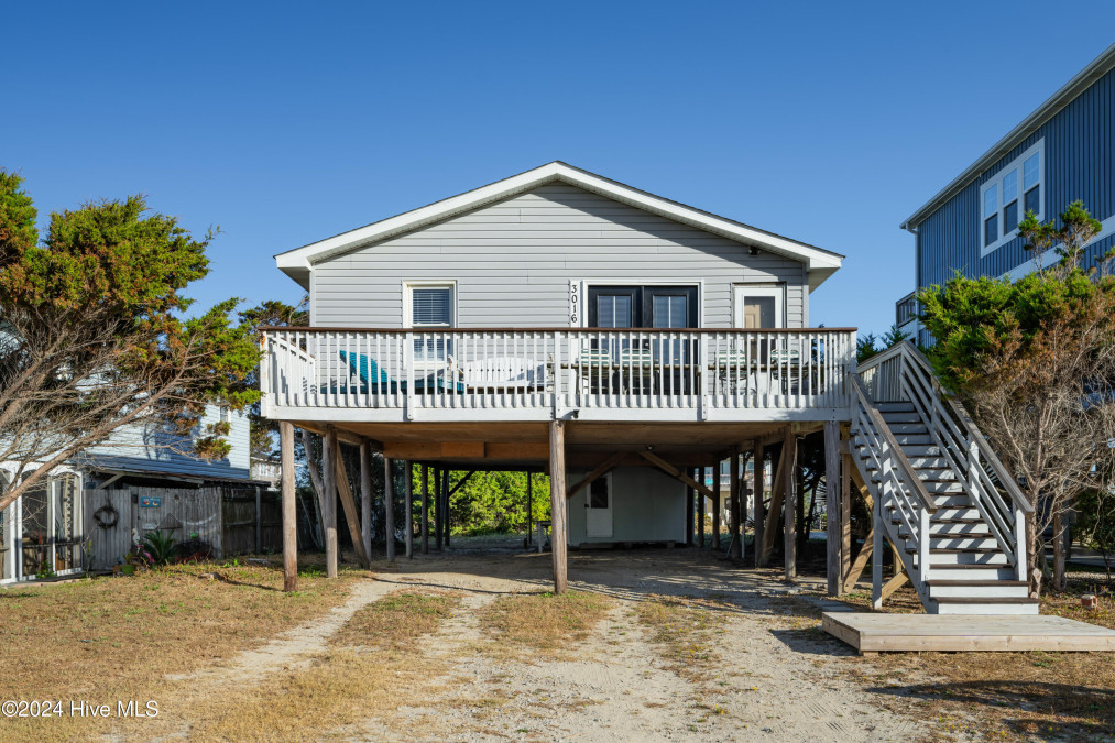 3016 Beach Dr Oak Island, NC 28465