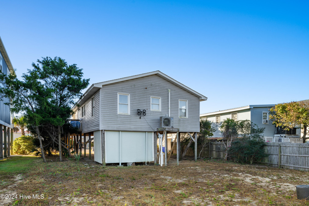 3016 Beach Dr Oak Island, NC 28465