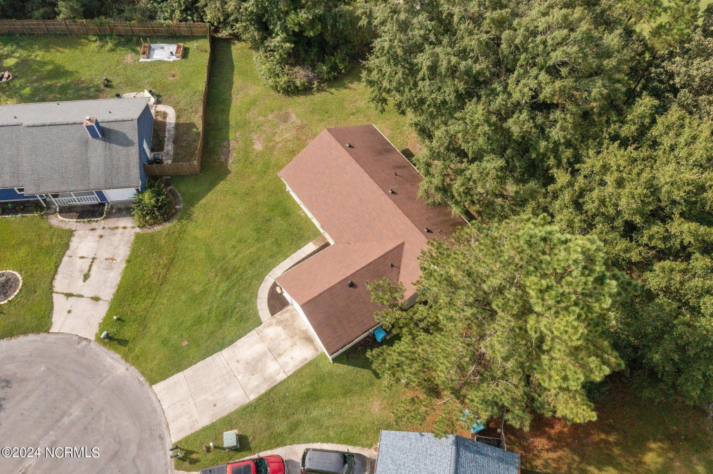 418 Singletree Ct Jacksonville, NC 28540