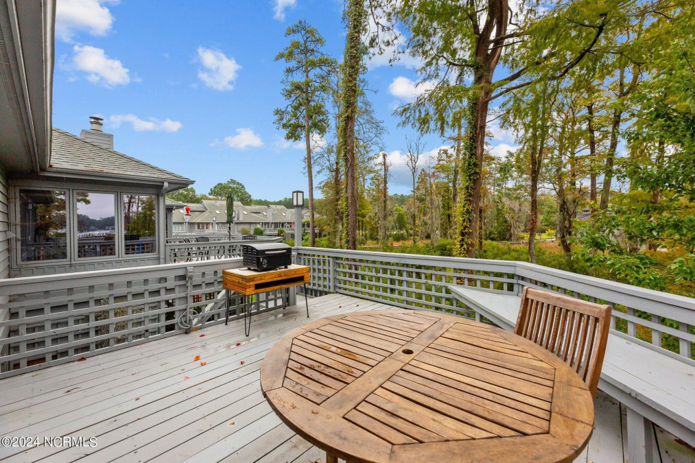 137 Paddle Wheel Cir Washington, NC 27889