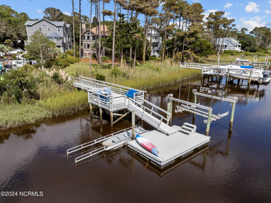 114 21st St Oak Island, NC 28465