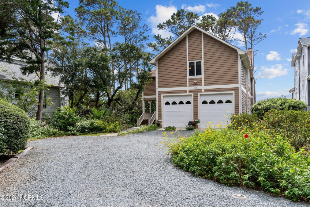 114 21st St Oak Island, NC 28465