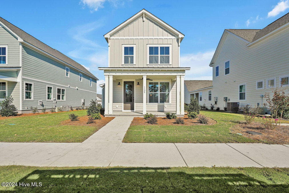 1240 Trisail Ter Wilmington, NC 28412