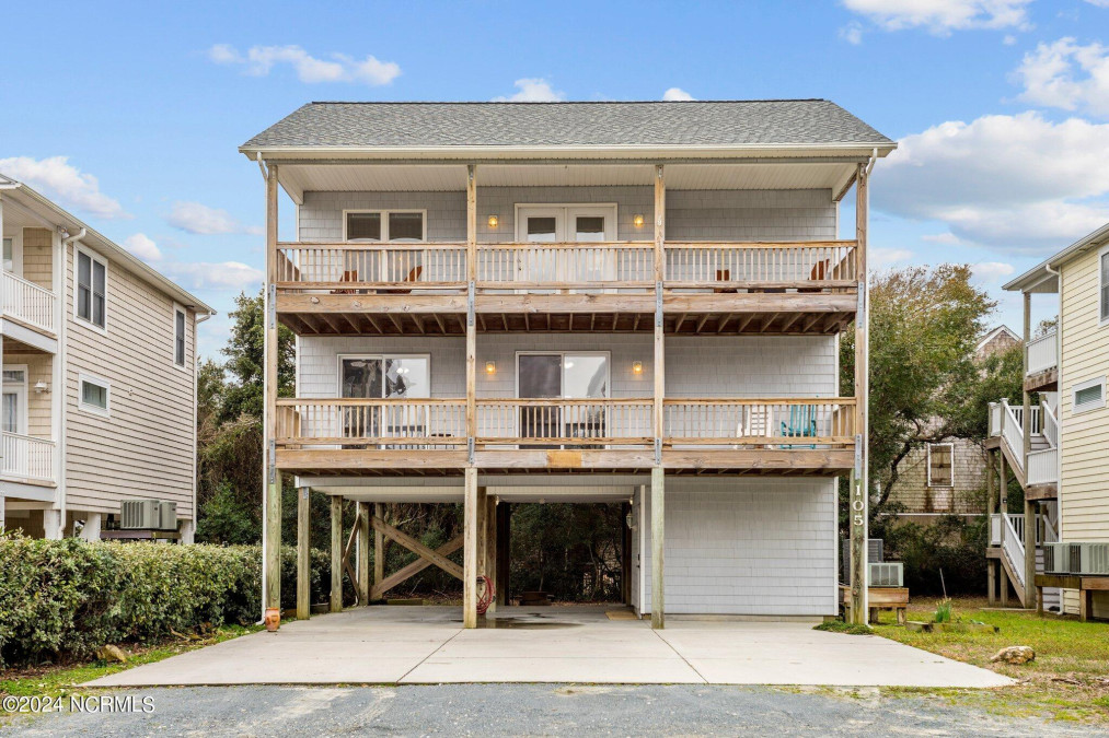 105 Fairytale Ln Surf City, NC 28445