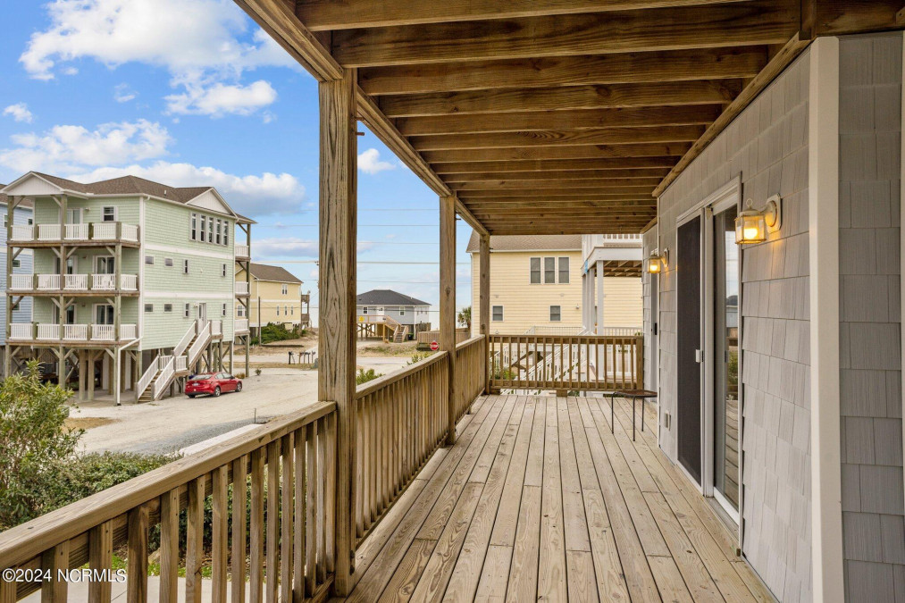 105 Fairytale Ln Surf City, NC 28445