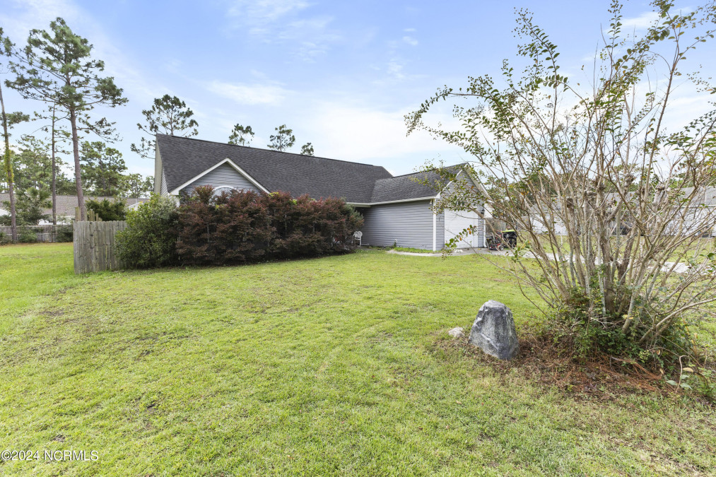 20 Shelby Rd Southport, NC 28461