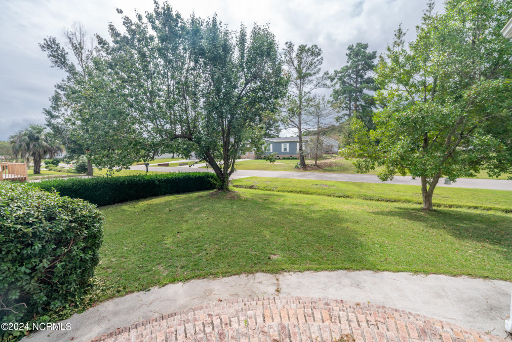 827 Bogie Ln Carolina Shores, NC 28467