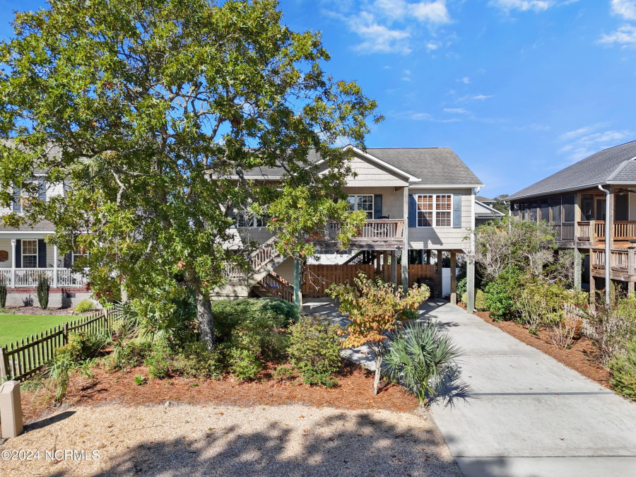 145 12th St Oak Island, NC 28465