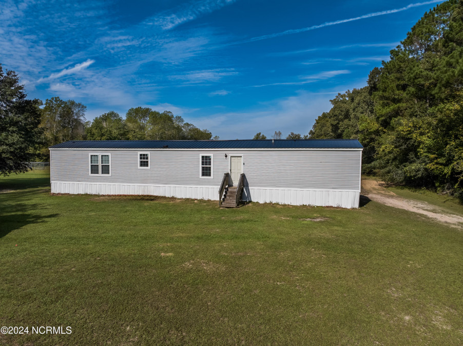 277 Sandy Pit Rd Tabor City, NC 28463