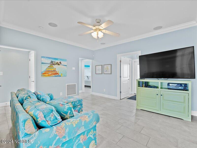 37 Porpoise Pl North Topsail Beach, NC 28460