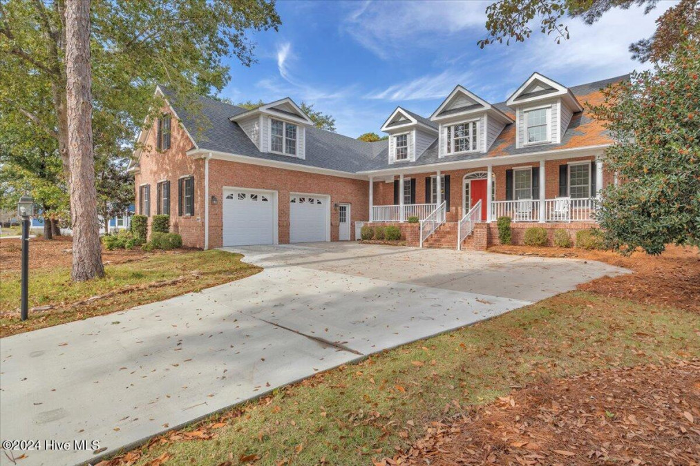 2949 Legends Dr Southport, NC 28461