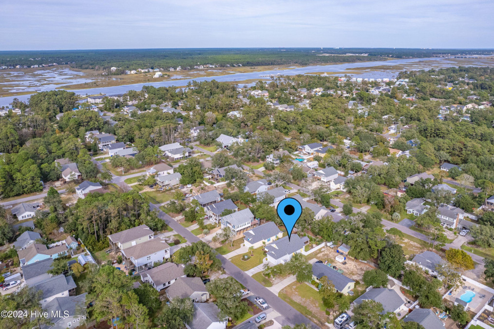 214 52nd St Oak Island, NC 28465