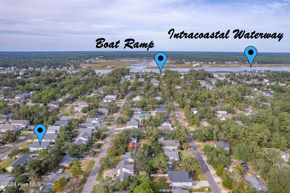 214 52nd St Oak Island, NC 28465