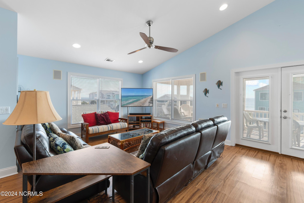 345 First St Ocean Isle Beach, NC 28469