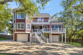 8609 Shipwatch Dr Wilmington, NC 28412