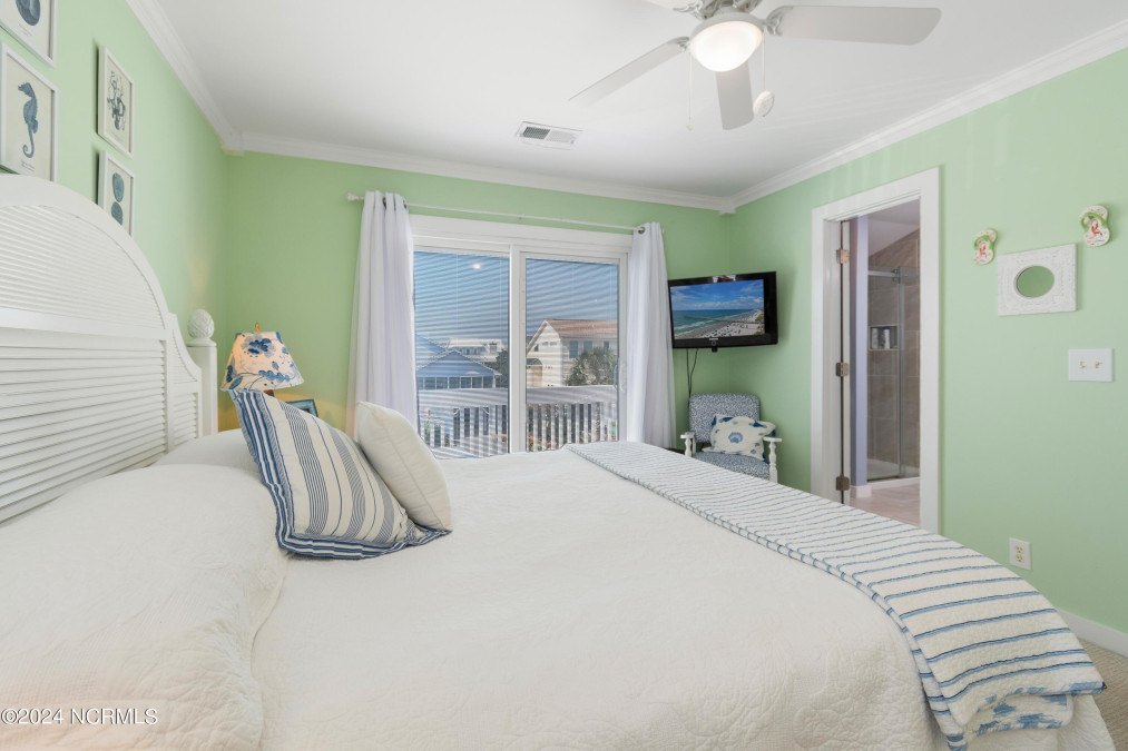 415 Sailfish St Sunset Beach, NC 28468