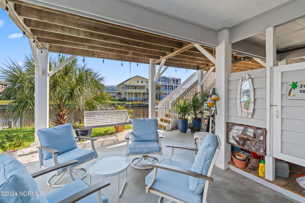 415 Sailfish St Sunset Beach, NC 28468