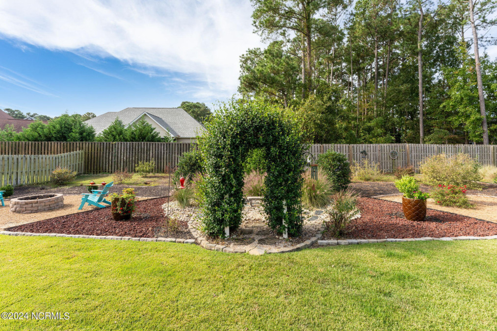 404 Sawgrass Cv Sneads Ferry, NC 28460