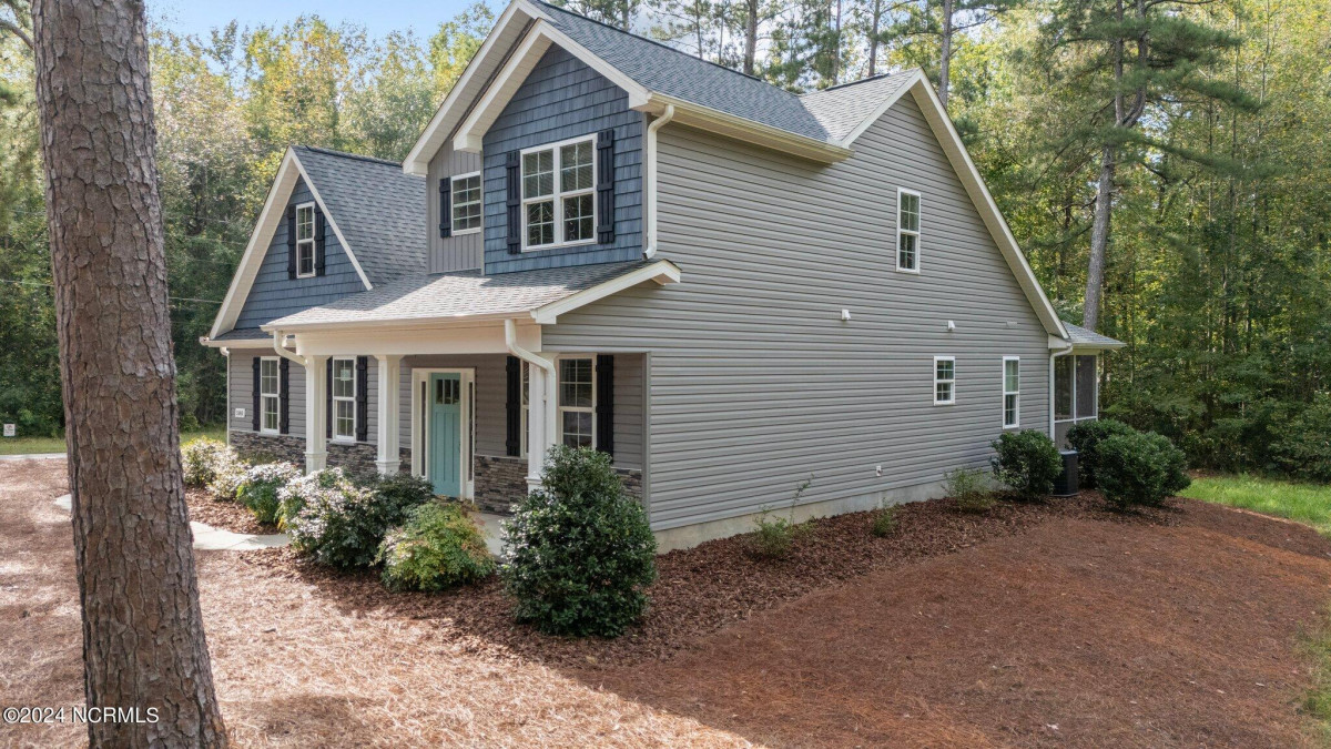 580 Hill Rd Southern Pines, NC 28387