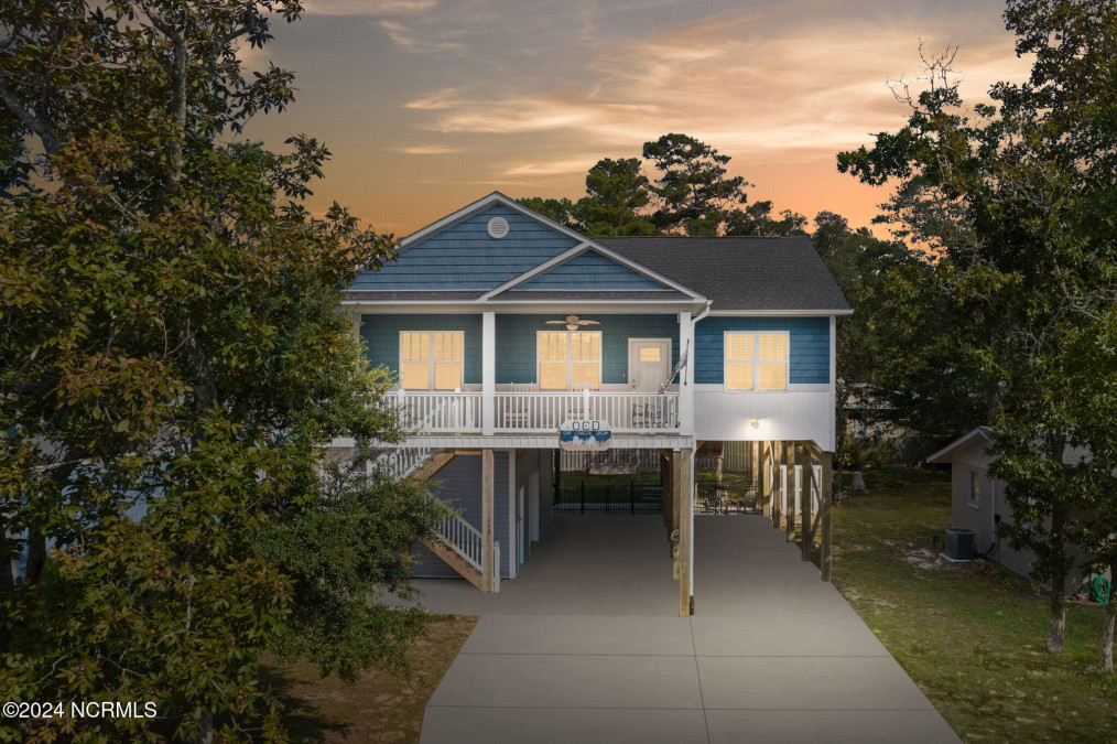 110 77th St Oak Island, NC 28465