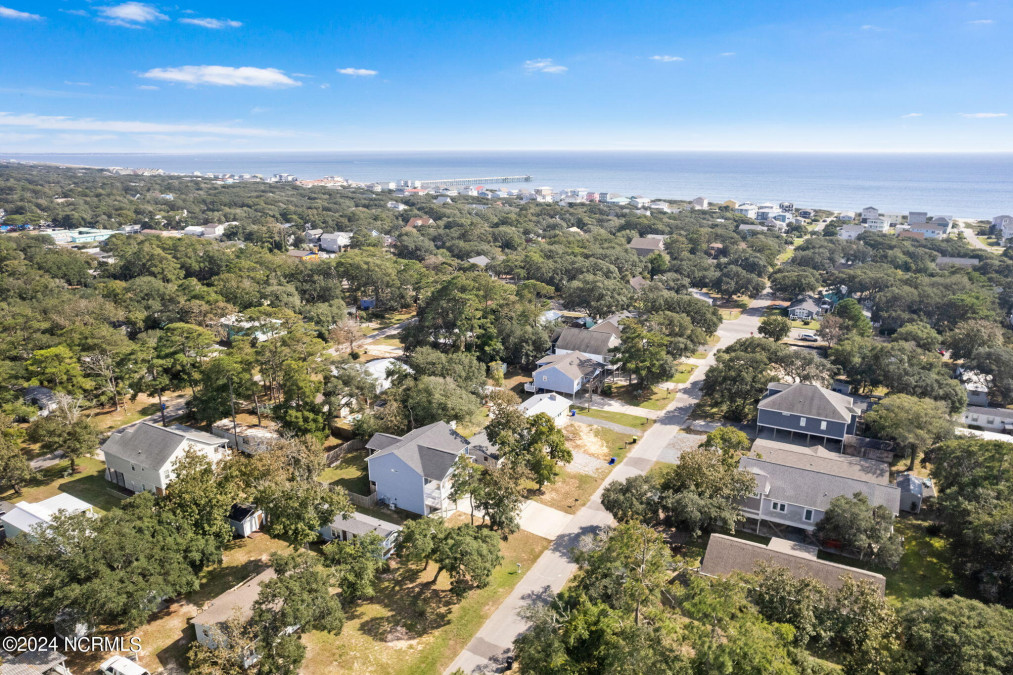 110 77th St Oak Island, NC 28465