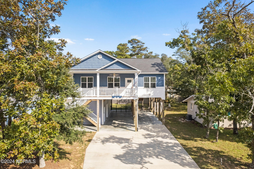 110 77th St Oak Island, NC 28465