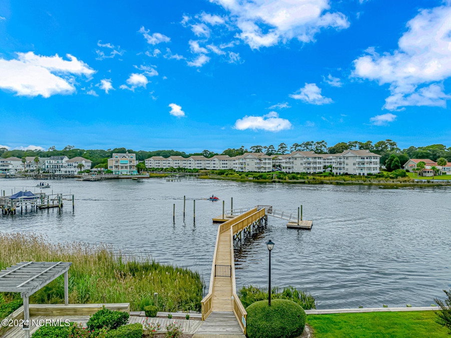 1639 Harbor Dr North Myrtle Beach, SC 29582