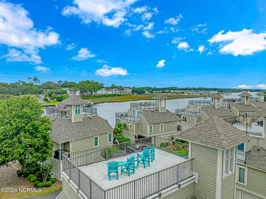 1639 Harbor Dr North Myrtle Beach, SC 29582